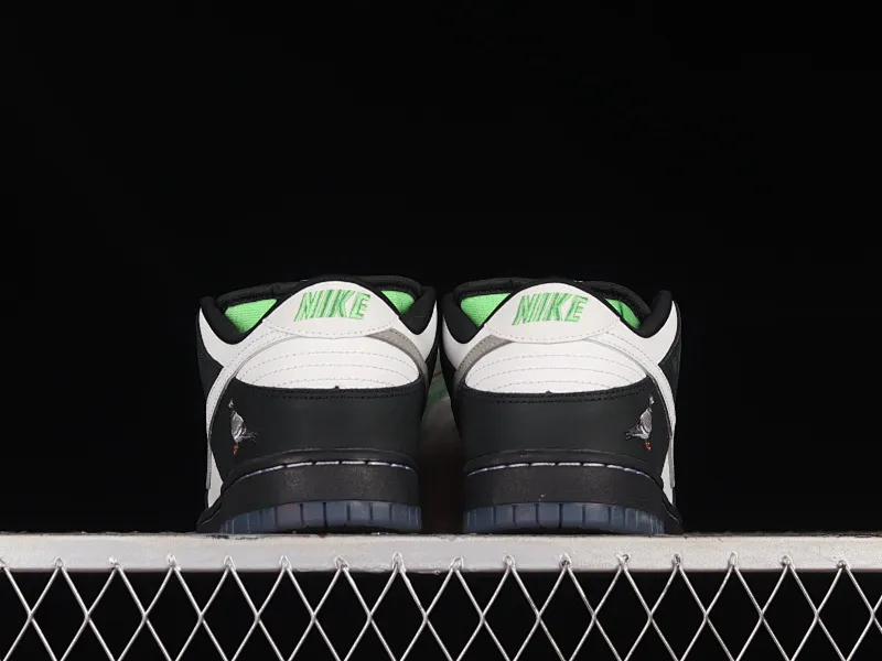 All categories Nk SB Dunk Series Nk SB Dunk Low low-top sneakers M version pure original Jeff Staple x Nk SB Dunk Low "Pigeon" 3.0 black and white panda pigeon low-top classic versatile casual sports sneakers BV1310-013
